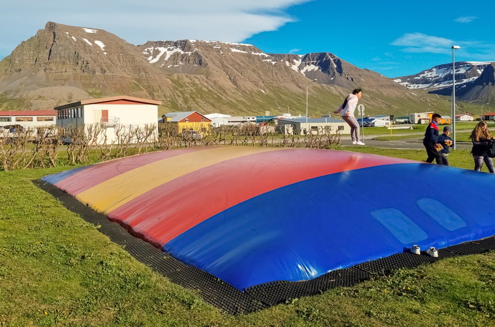 Bolungarvík Ærslabelgur Hreinir Garðar Ærslabelgir