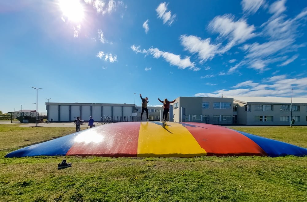Sandgerði Ærslabelgur Hreinir Garðar Ærslabelgir